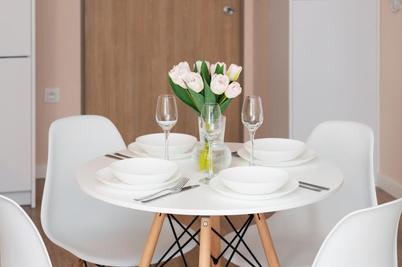 Osiedle Latarnikow Apartment With Parking Gdansk By Noclegi Renters Dış mekan fotoğraf
